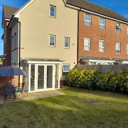 Beautiful 4 Bedroom Treasure Home Hemel Hempstead Exterior foto